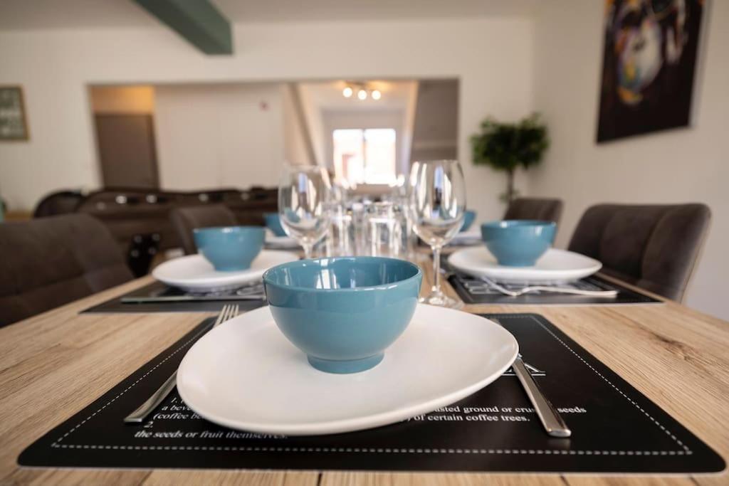 Montluçon Le Convivial F - Tout Equipe - Centre-Ville Gare מראה חיצוני תמונה